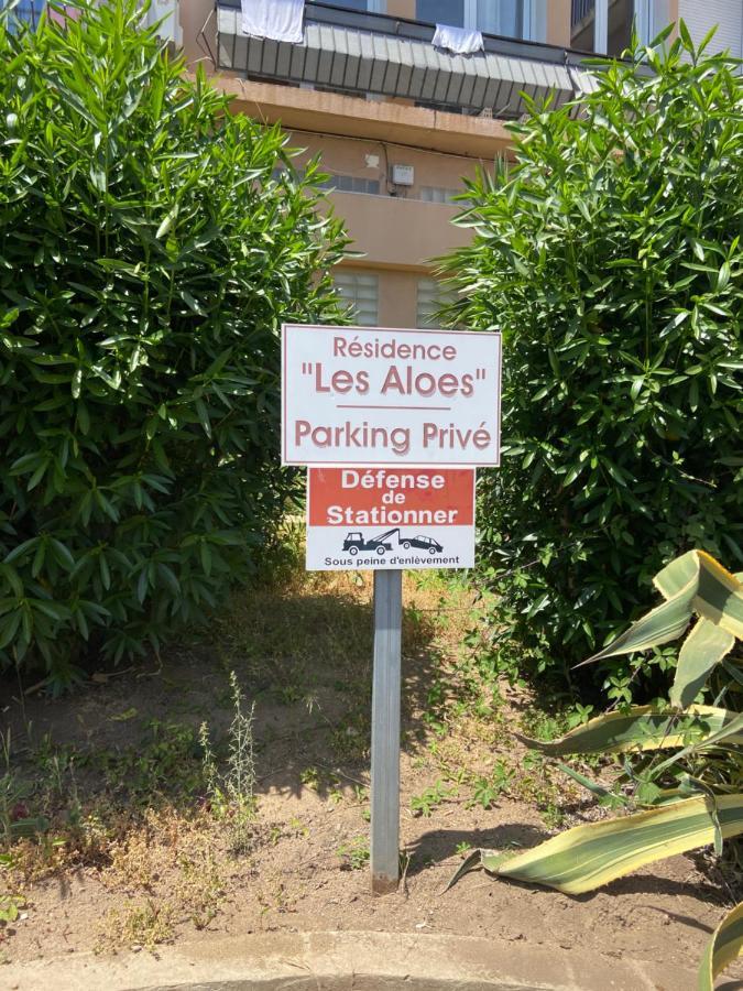 Ajaccio Magnifique T2 45M2 Neuf 5 Personnes Clim Wifi Stationnement Gratuit Centre Ville Plage A 300M Exterior foto